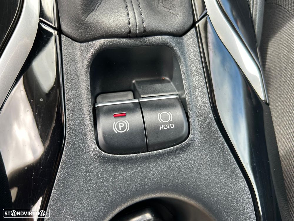 Toyota Corolla SD 1.8 Hybrid Exclusive - 18