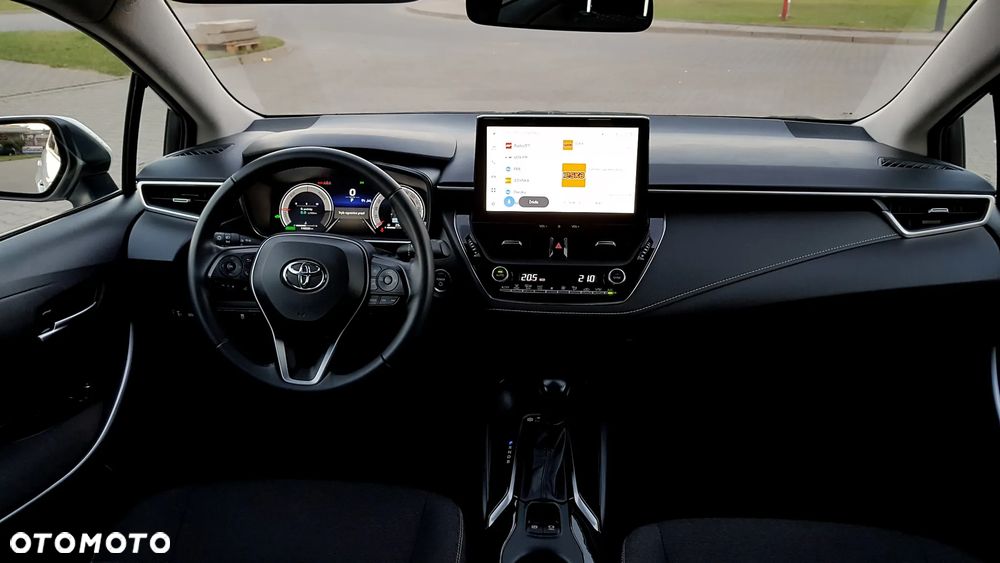 Toyota Corolla 1.8 Hybrid Comfort - 17