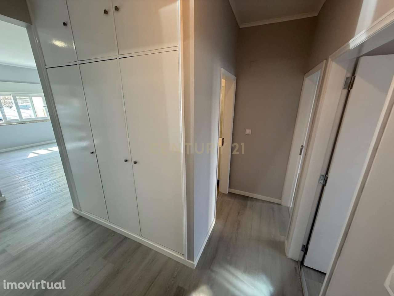 Apartamento T3 Laranjeiro, Almada a 20 minutos de Lisboa - Grande imagem: 3/9