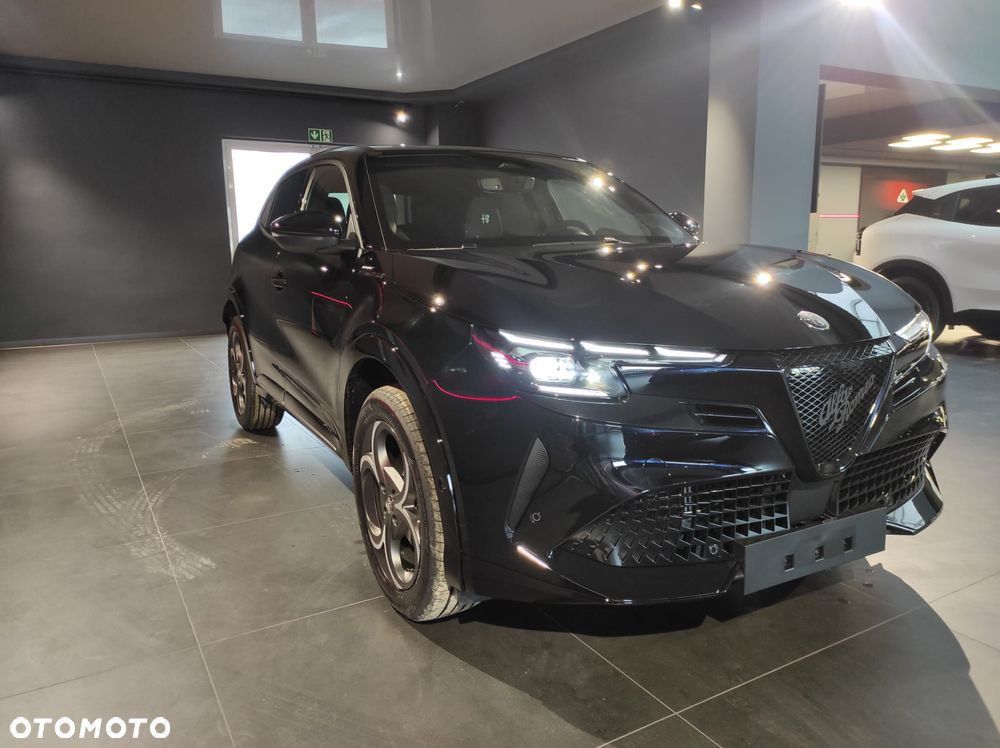 Alfa Romeo Junior 1.2 mHEV Sport Speciale eDCT - 2