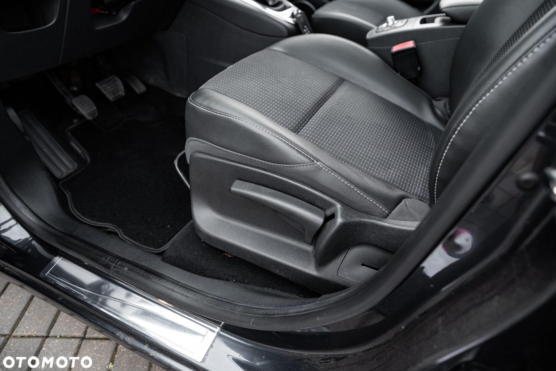 Renault Scenic 1.4 16V TCE Bose Edition - 20