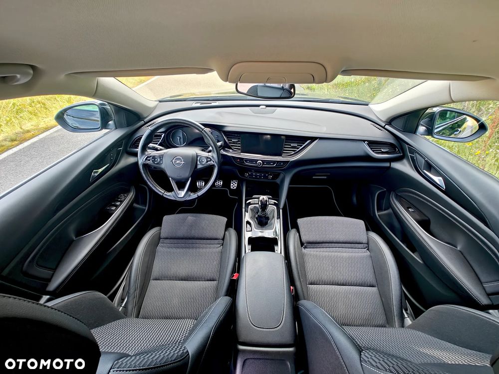 Opel Insignia - 20