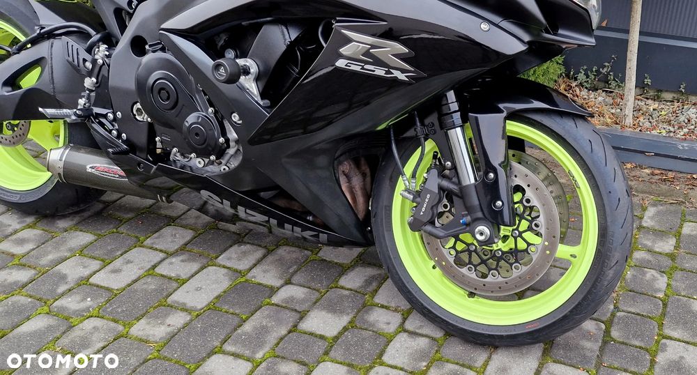 Suzuki GSX-R - 12