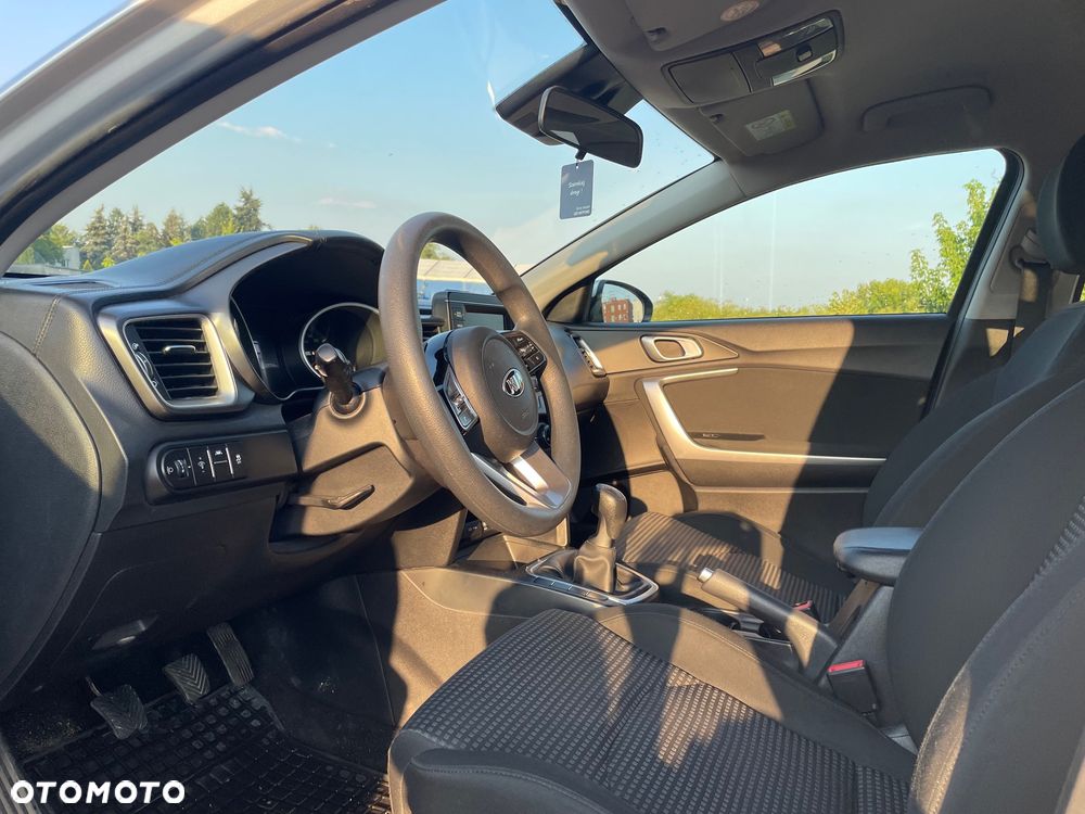 Kia Ceed 1.4 S - 6