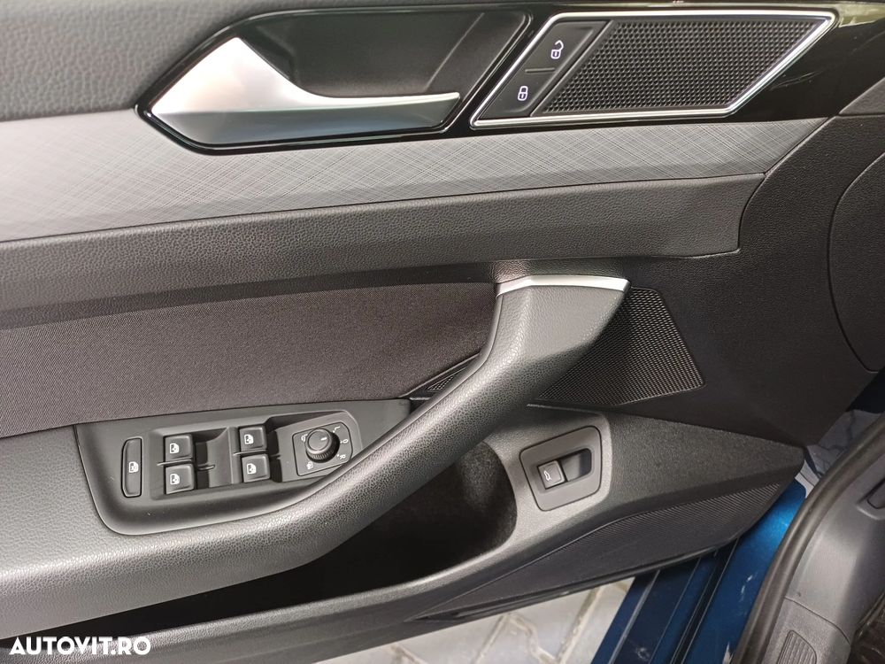 Volkswagen Passat Variant 2.0 TDI DSG Comfortline - 9