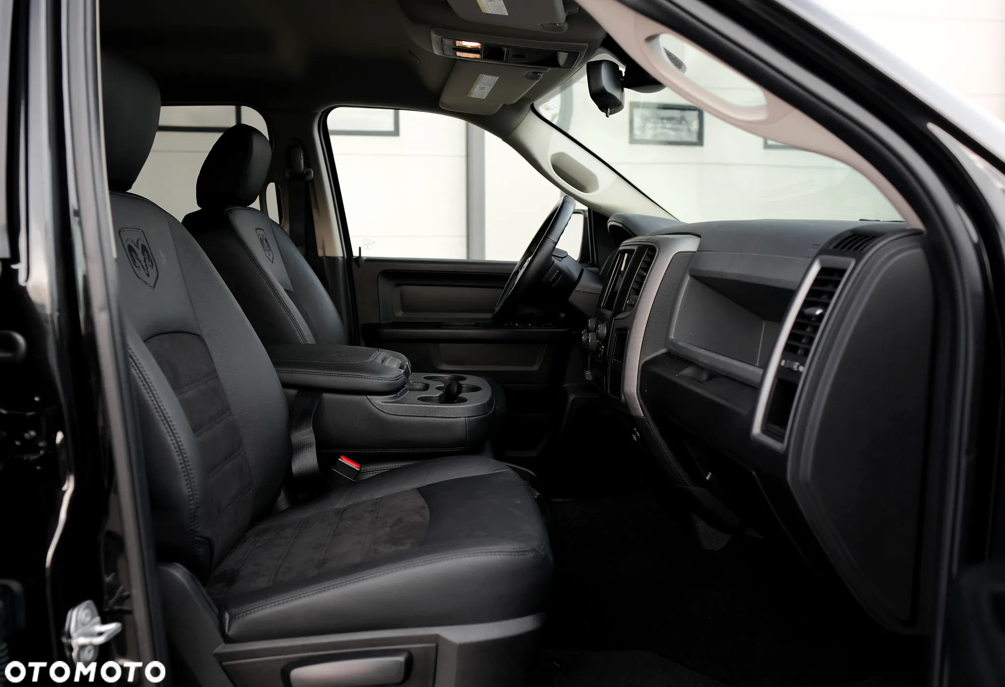 RAM 1500 - 23