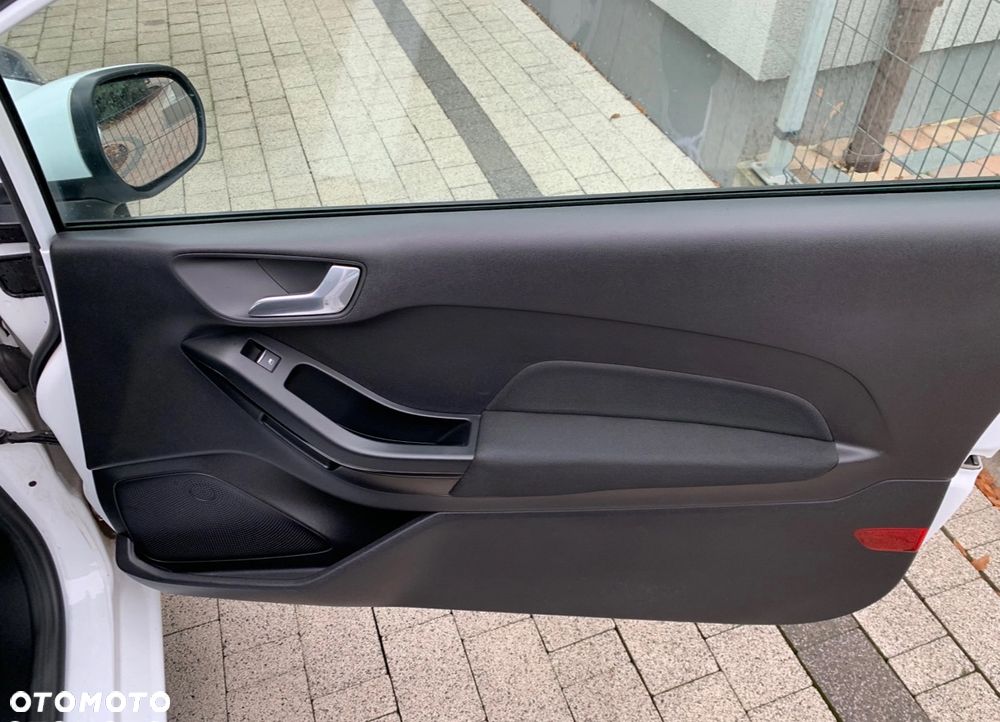 Ford Fiesta - 15
