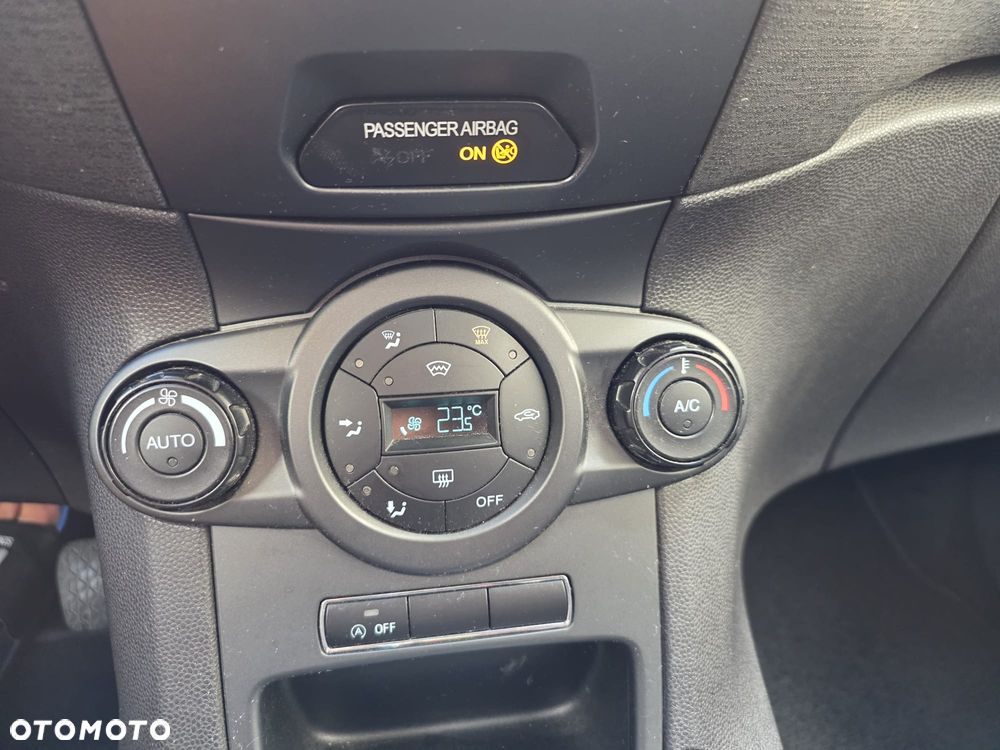 Ford Fiesta 1.0 EcoBoost Trend - 17
