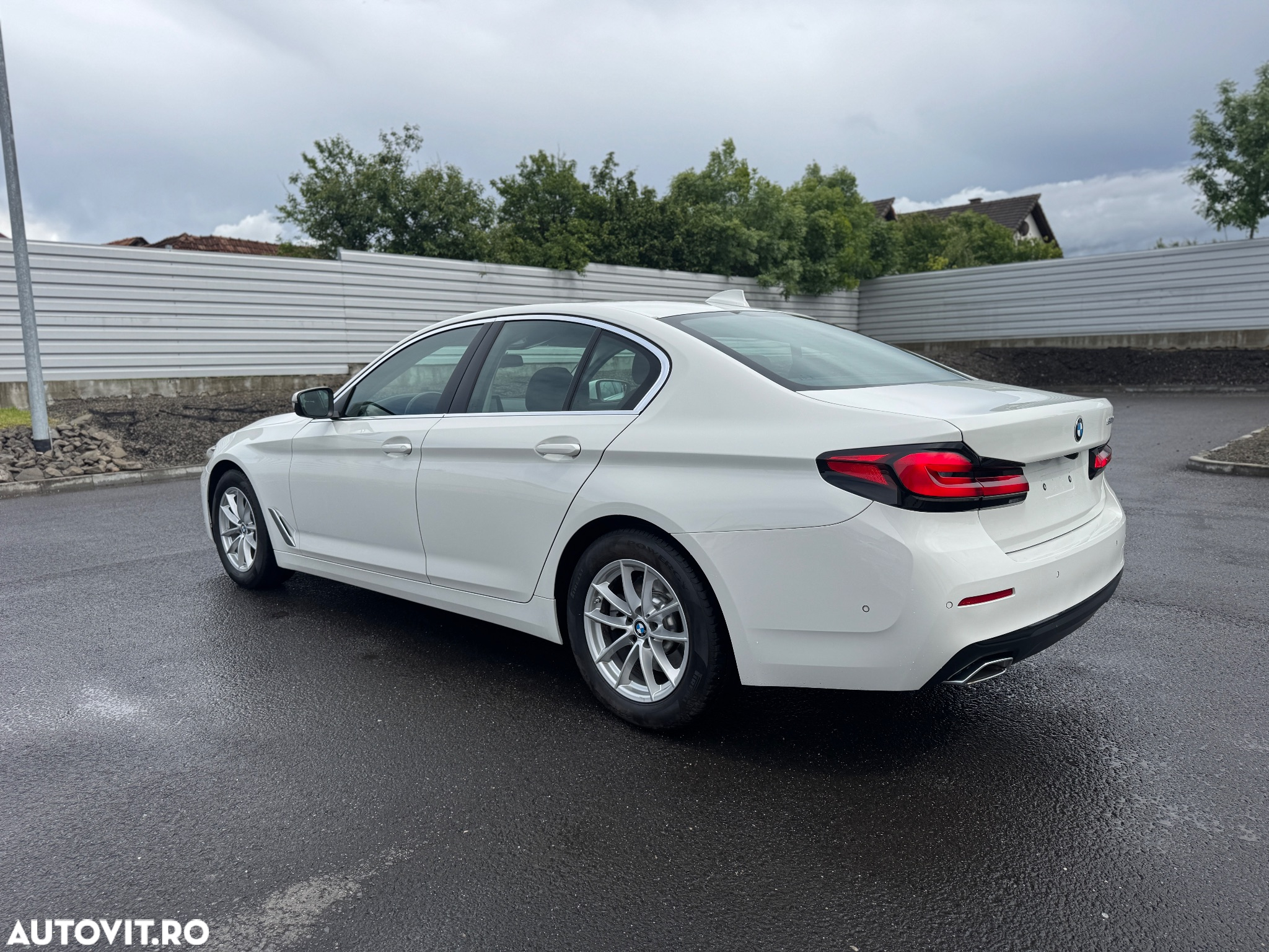 BMW Seria 5 520d Efficient Dynamics Edition Aut. - 6