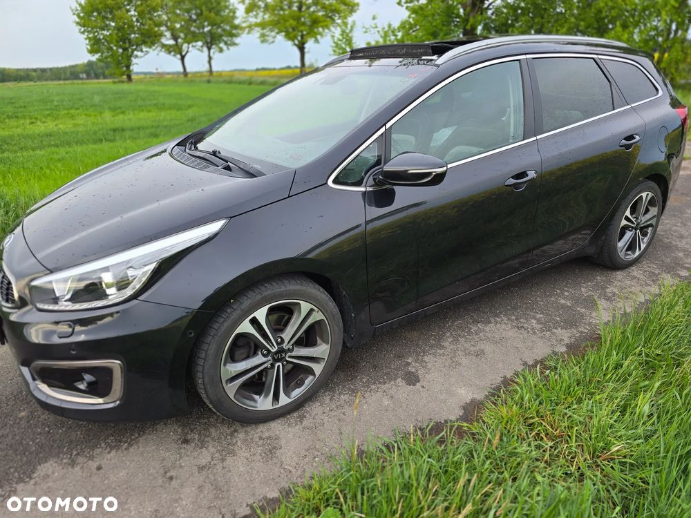 Kia Ceed 1.6 CRDi 136 DCT ISG Platinum Edition - 12