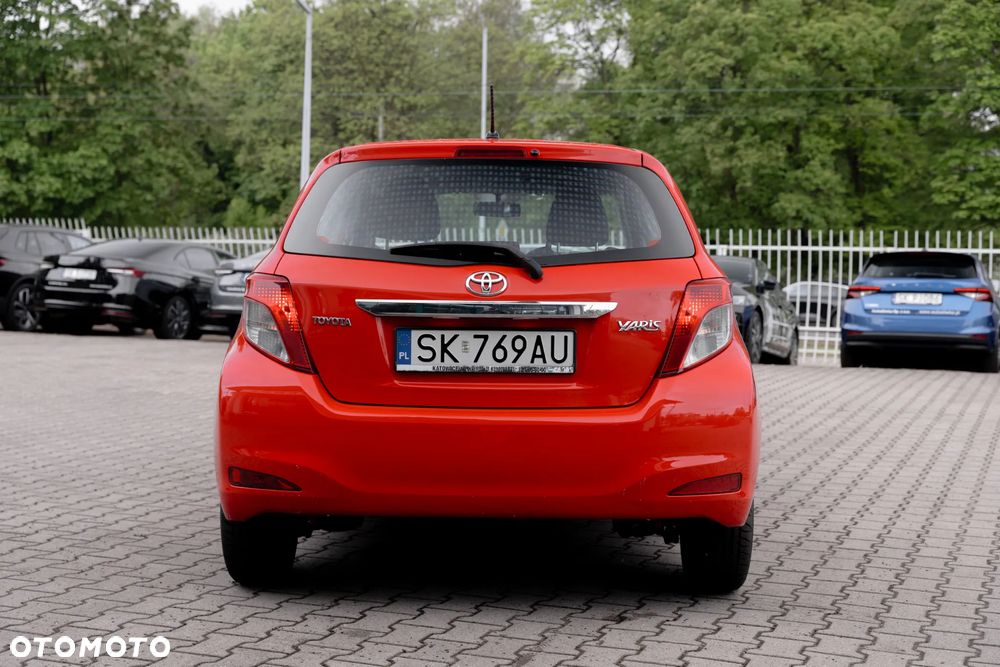 Toyota Yaris 1.33 Luna - 6