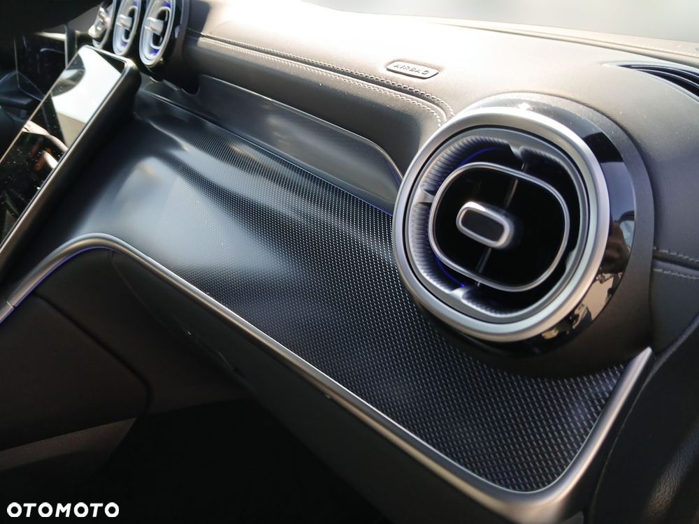 Mercedes-Benz GLC 220 d mHEV 4-Matic AMG Line - 16