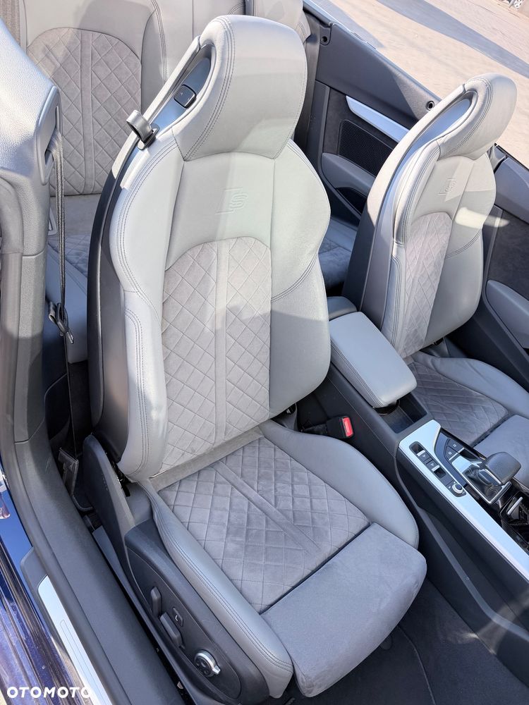 Audi A5 Cabrio 45 TFSI quattro S tronic S line - 18