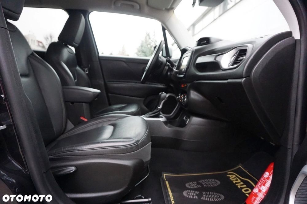 Jeep Renegade 1.4 MultiAir DSG Limited - 32