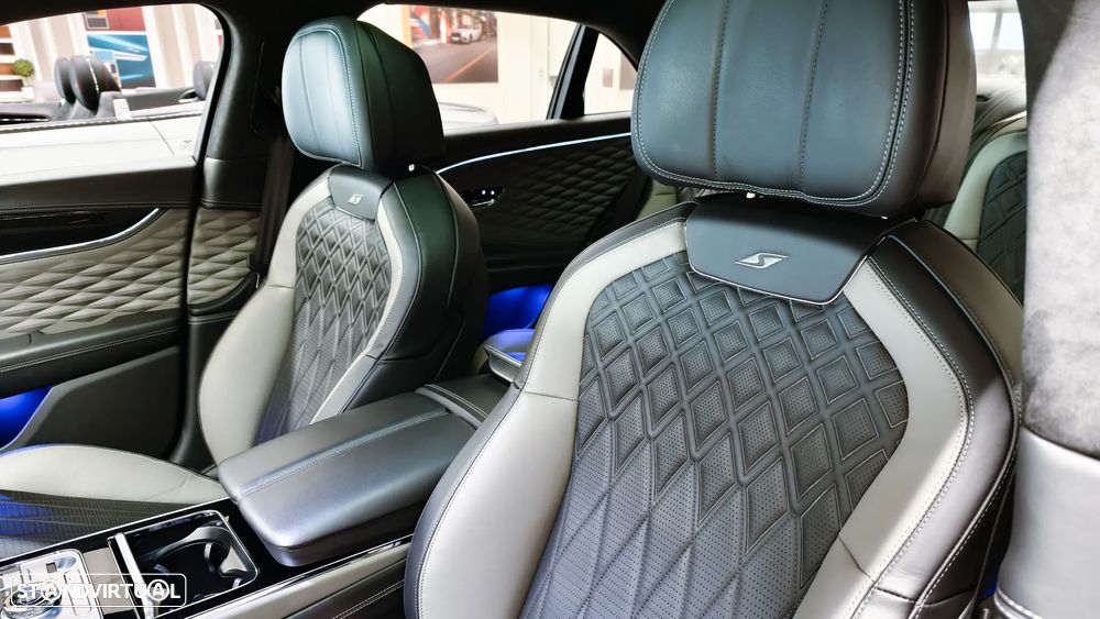 Bentley Flying Spur Hybrid S - 21