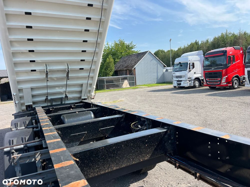 Schmitz Cargobull GOTHA SGF PODNOSZONA OŚ - 16