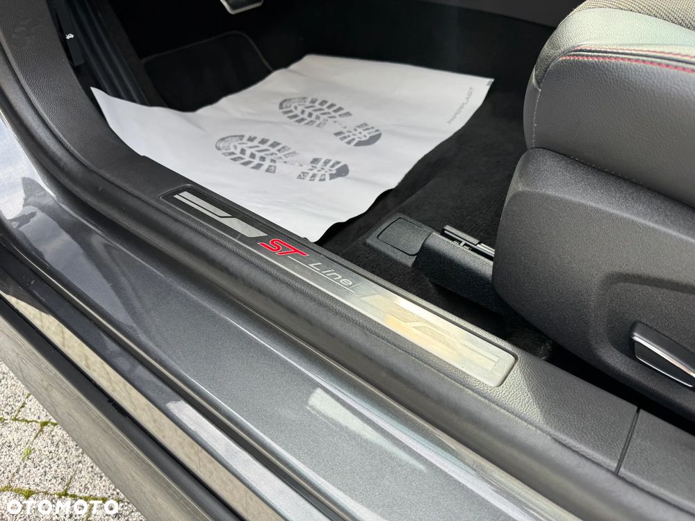 Ford Mondeo 2.0 TDCi ST-Line PowerShift - 22