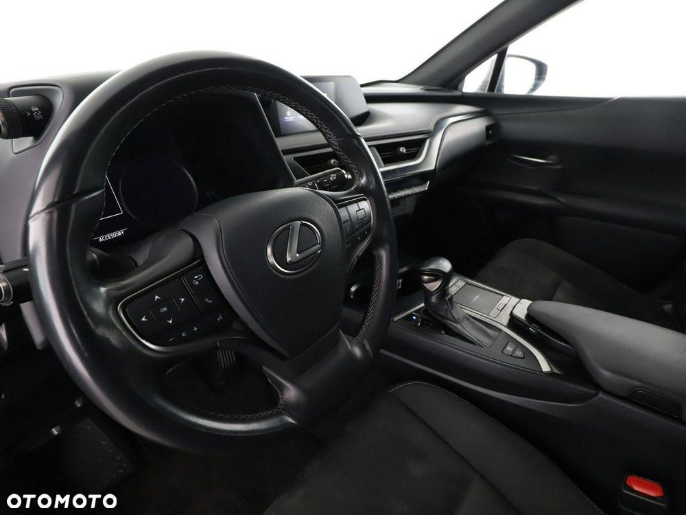 Lexus UX 250h Business Edition - 15