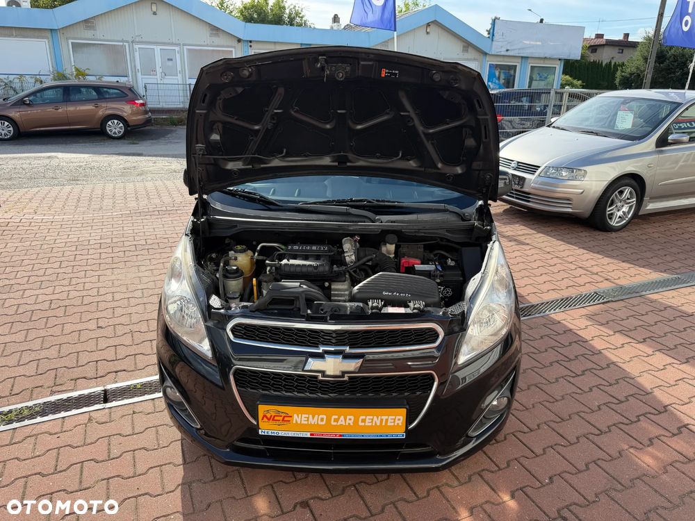 Chevrolet Spark 1.0 Base - 27