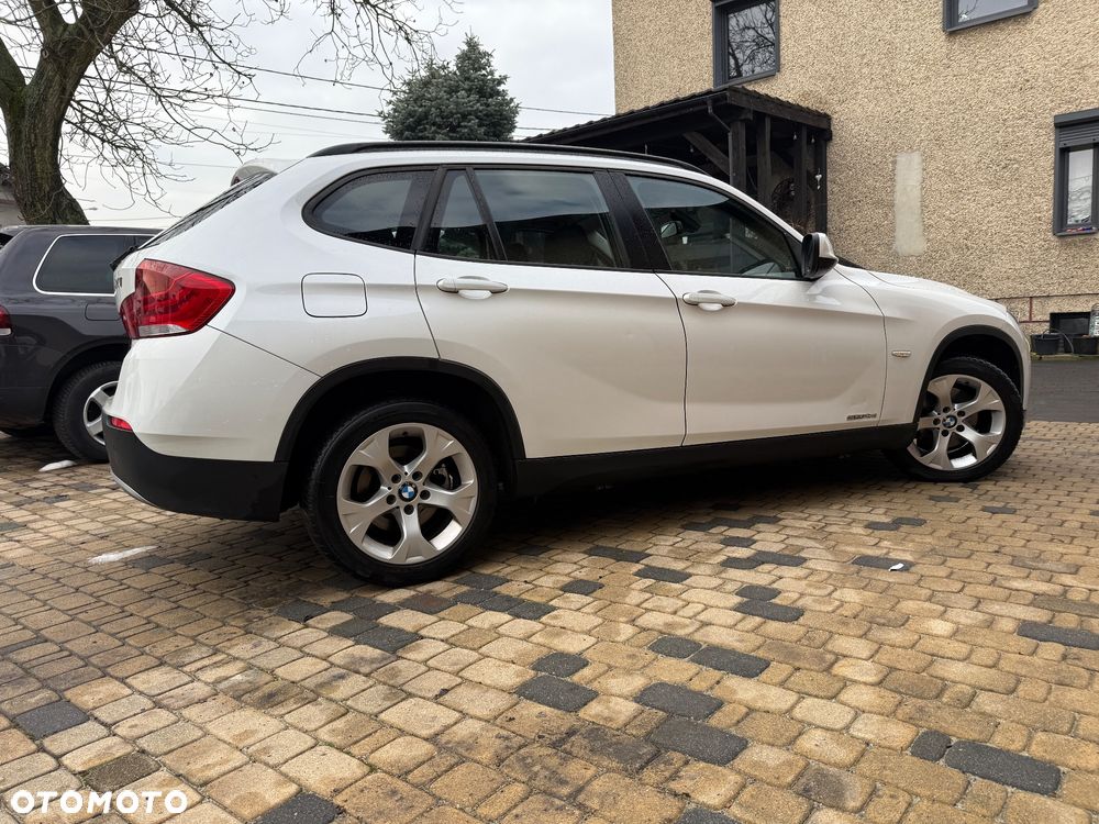 BMW X1 sDrive18d xLine - 3