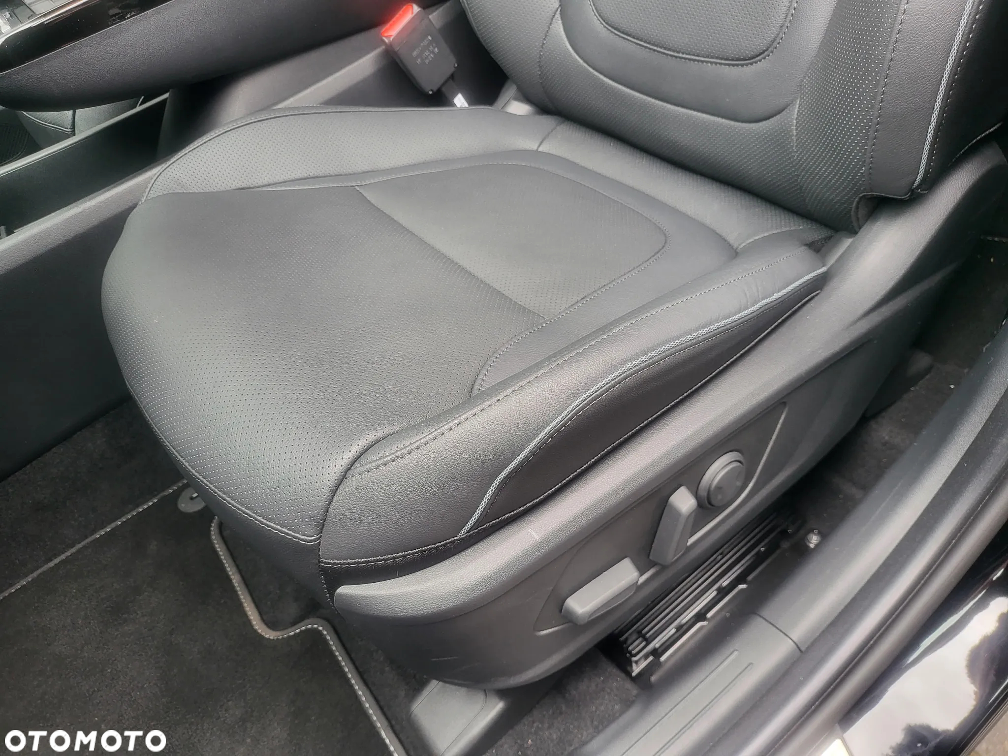 Hyundai Tucson 1.6 T-GDi 48V Platinum 2WD DCT - 13