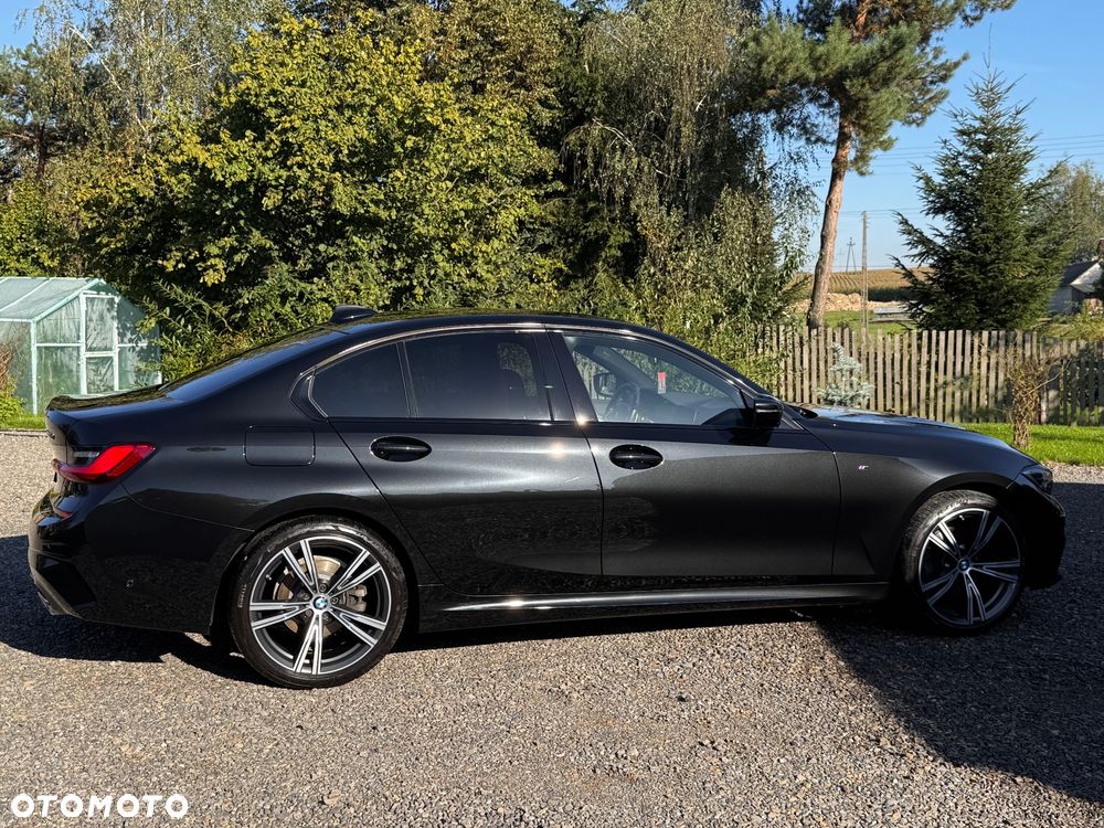 BMW Seria 3 320d xDrive M Sport Shadow sport - 18