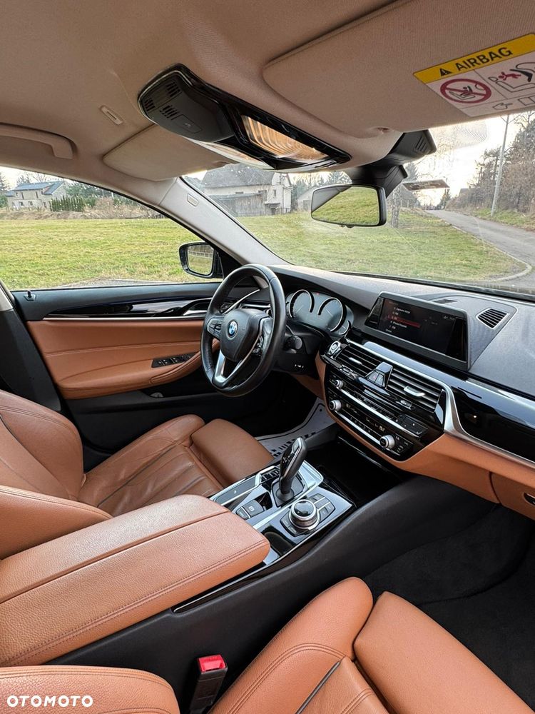 BMW Seria 5 - 32