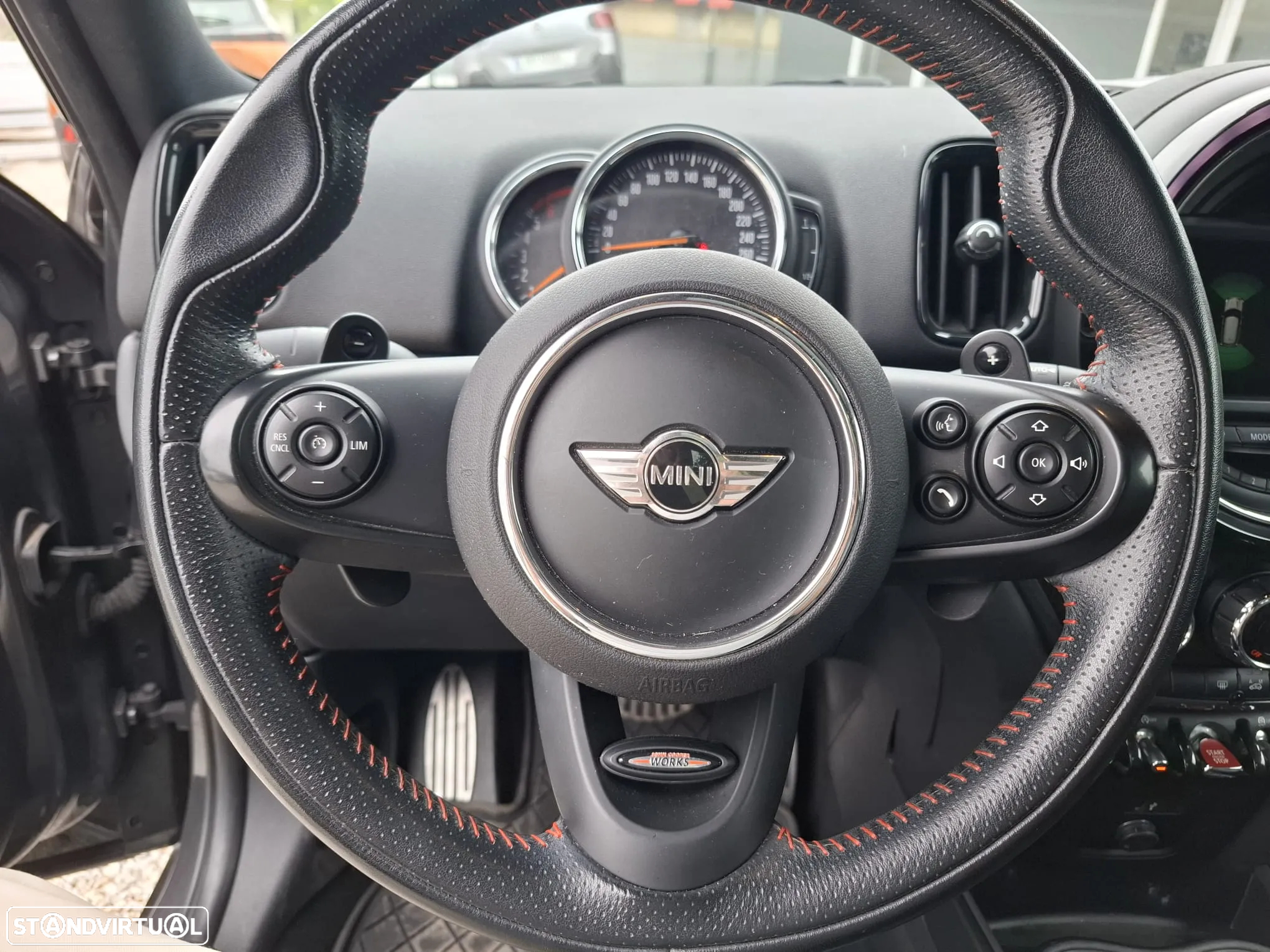 MINI Countryman Cooper SD Auto Desportiva - 28