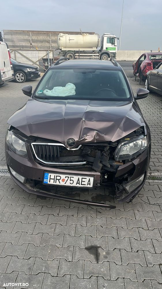 Skoda Octavia 1.6 TDI Active - 3