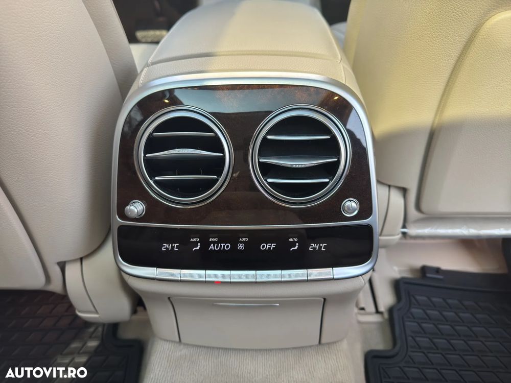 Mercedes-Benz S 560 4MATIC Long Aut. - 27