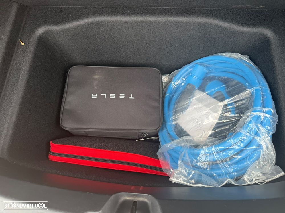 Tesla Model 3 Long Range Tração Integral - 28