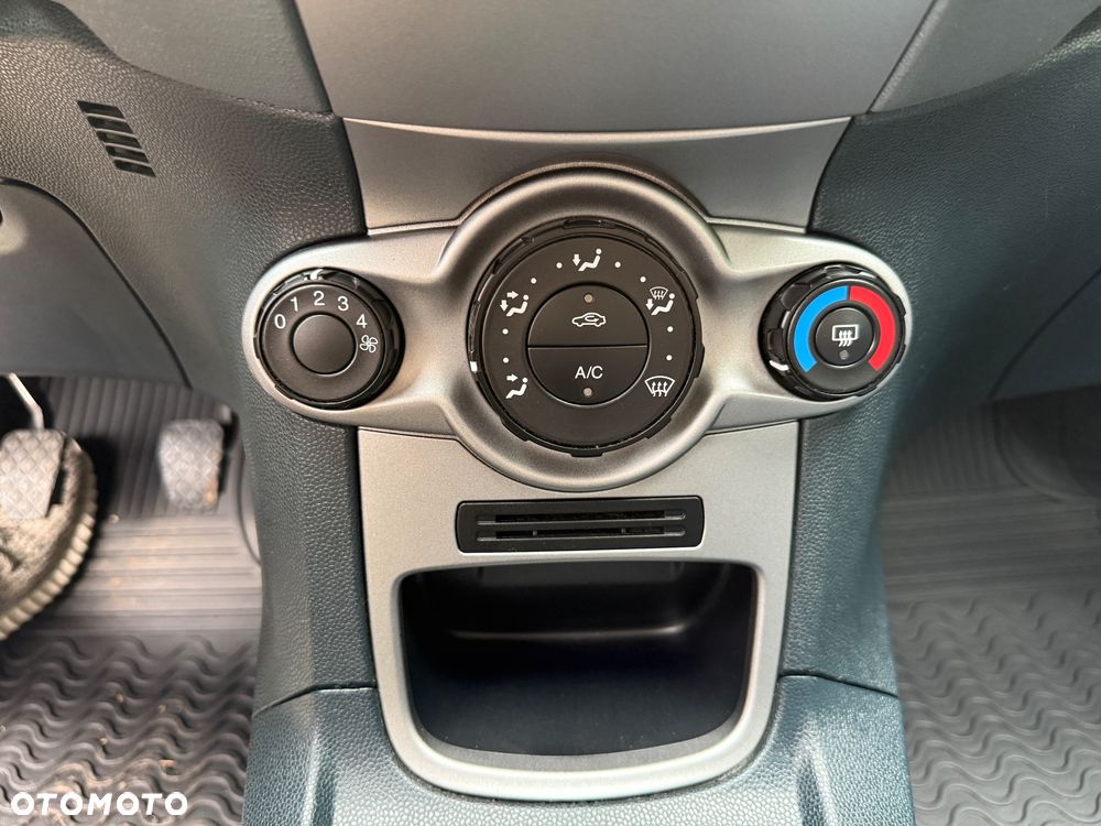 Ford Fiesta 1.25 Viva - 15