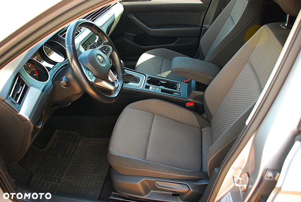 Volkswagen Passat 1.5 TSI EVO Trendline DSG - 22