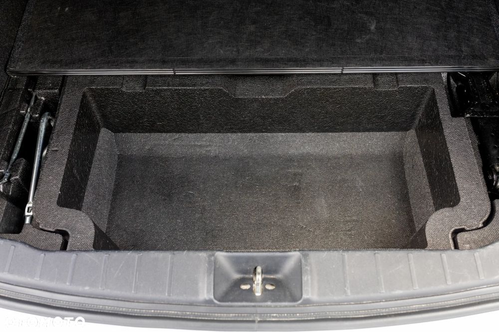 Mitsubishi ASX 1.8 DID Instyle 4WD AS&G - 36