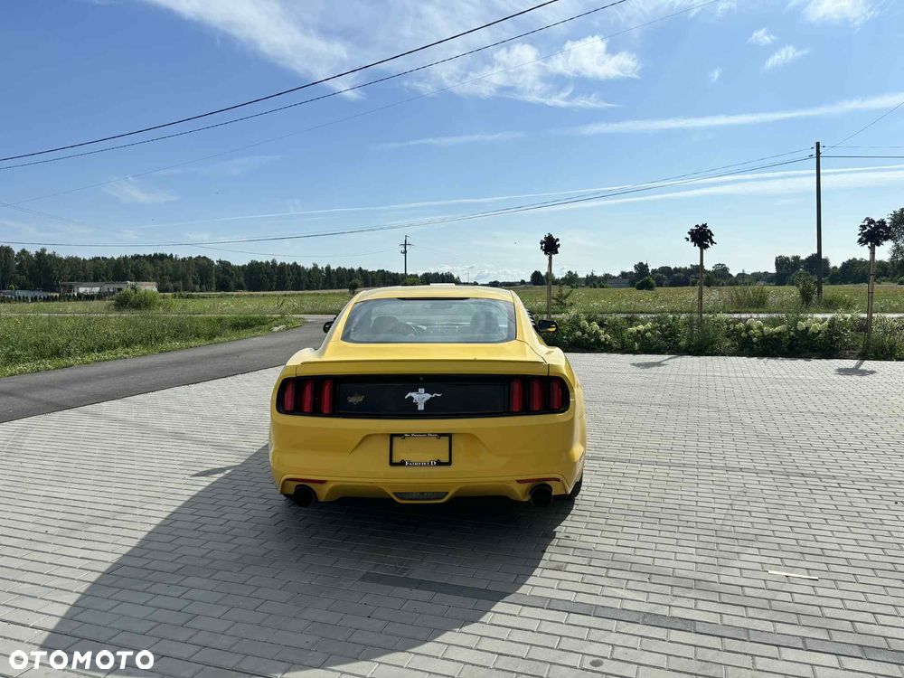 Ford Mustang 3.7 V6 Premium - 6