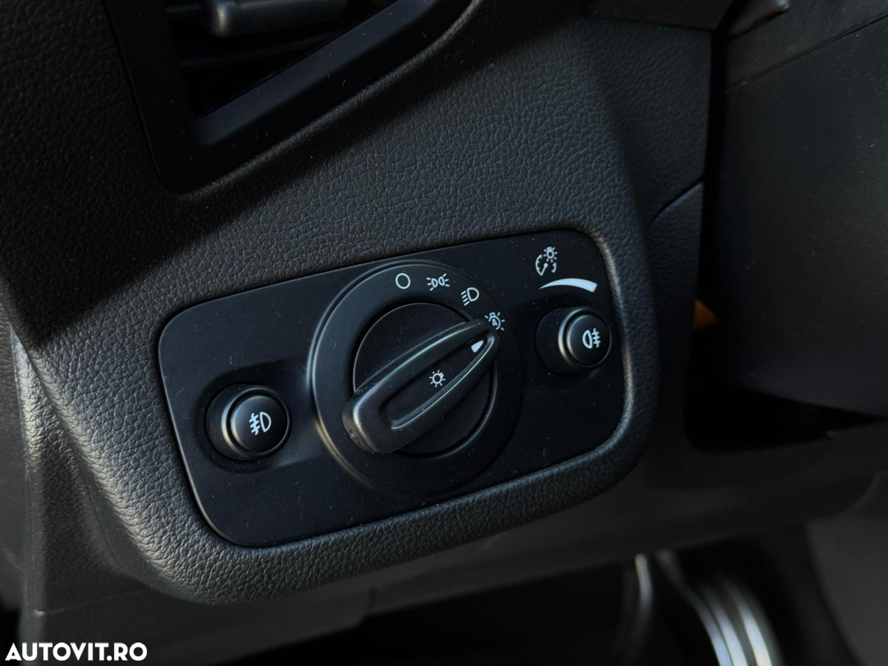 Ford Kuga - 14