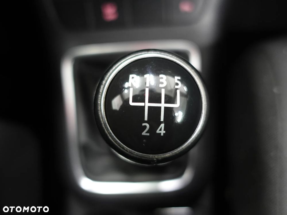 Volkswagen Golf Plus 1.6 Comfortline - 36