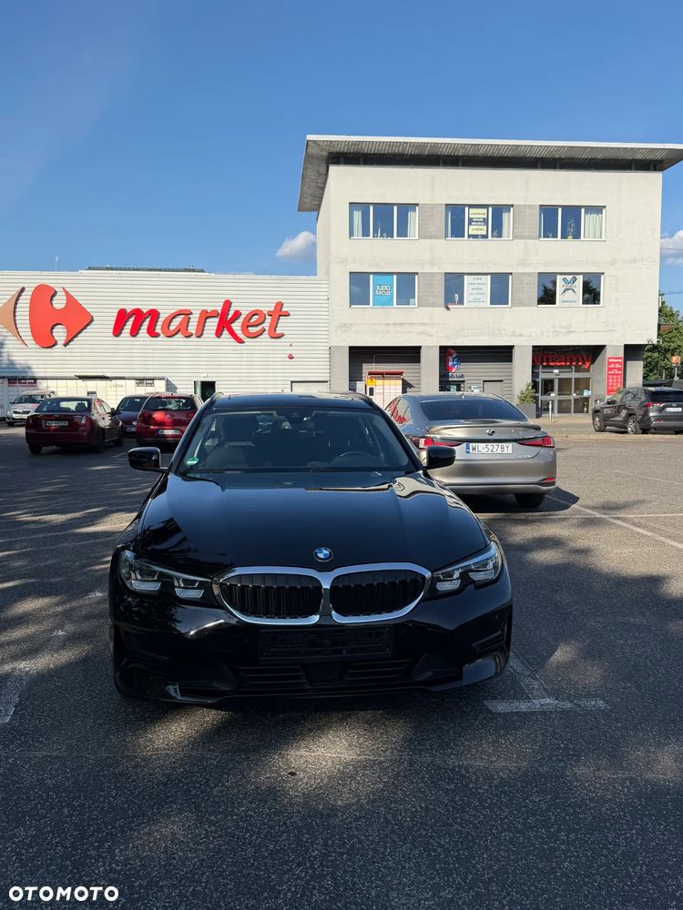 BMW Seria 3 318d mHEV - 5