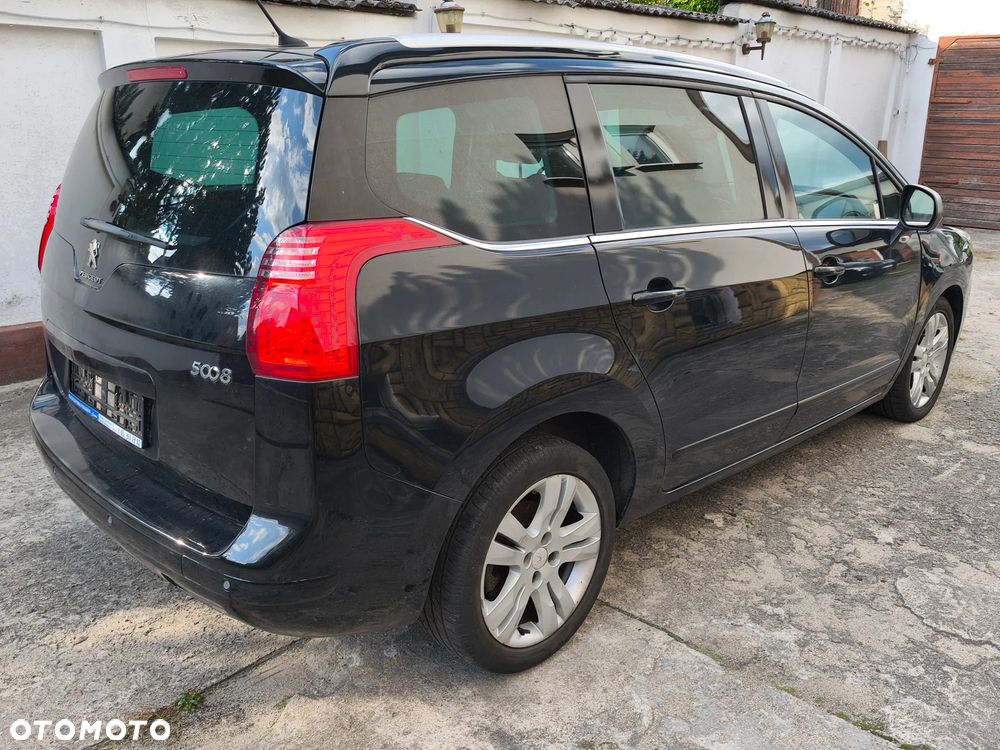 Peugeot 5008 HDI 150 Allure - 10