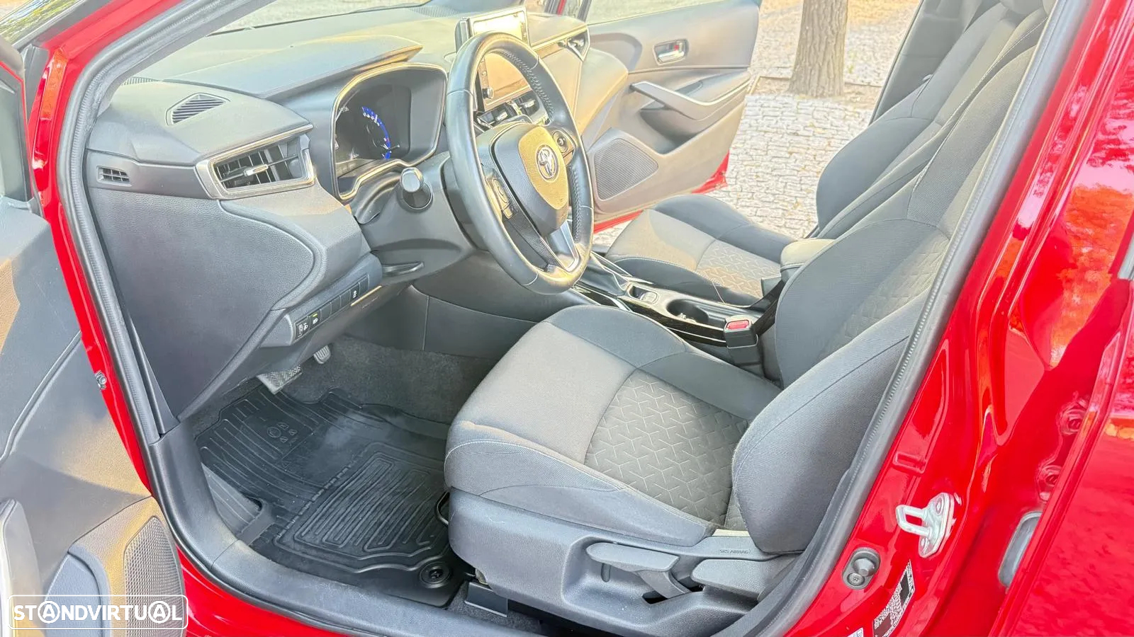 Toyota Corolla 1.8 Hybrid Square Collection - 10