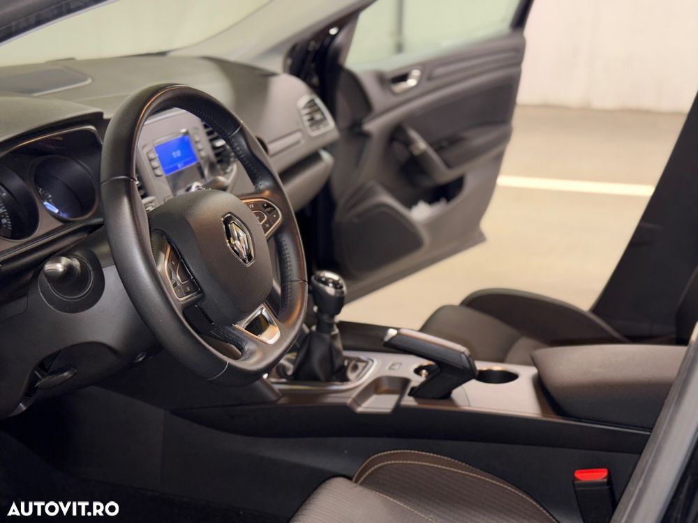 RENAULT Megane 2019 — imagine 9