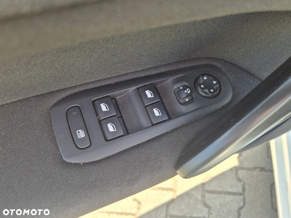 Peugeot 308 BlueHDi 130 EAT8 Allure Pack - 9