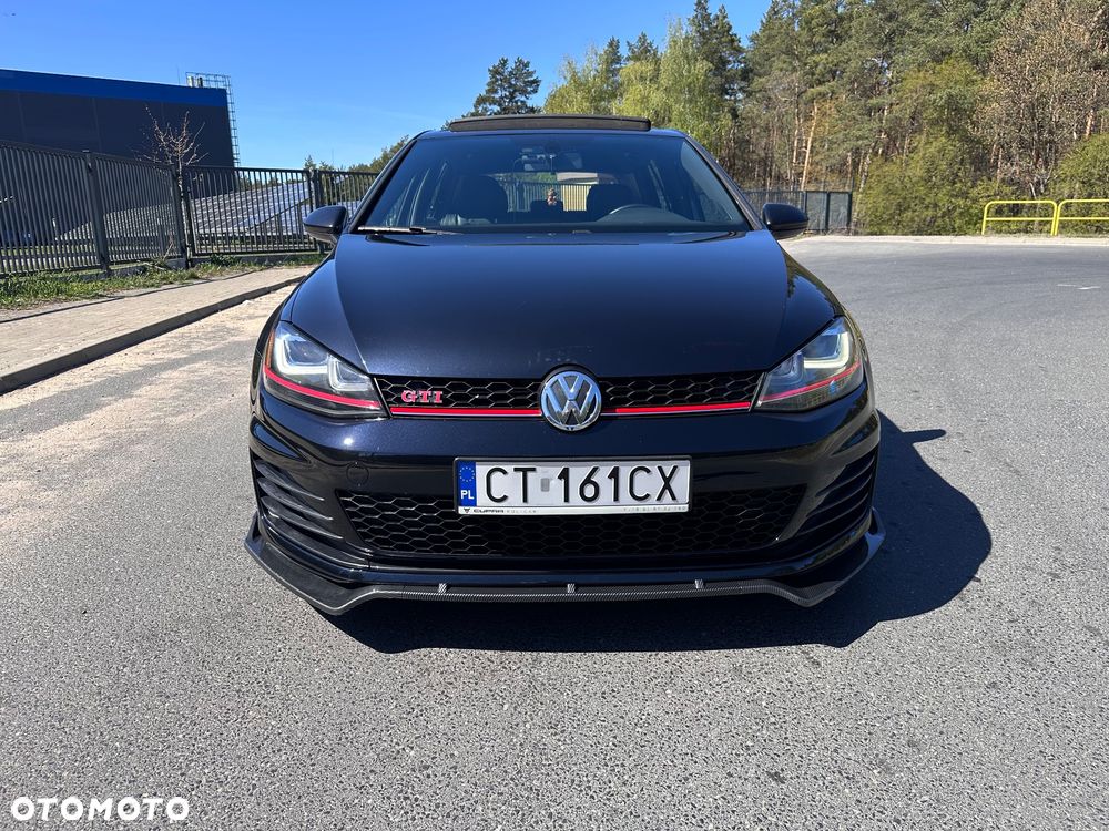 Volkswagen Golf GTI Performance BlueMotion Technology DSG - 11