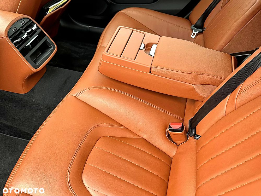 Maserati Quattroporte S - 15