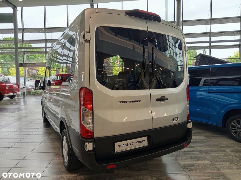 Ford Transit - 9