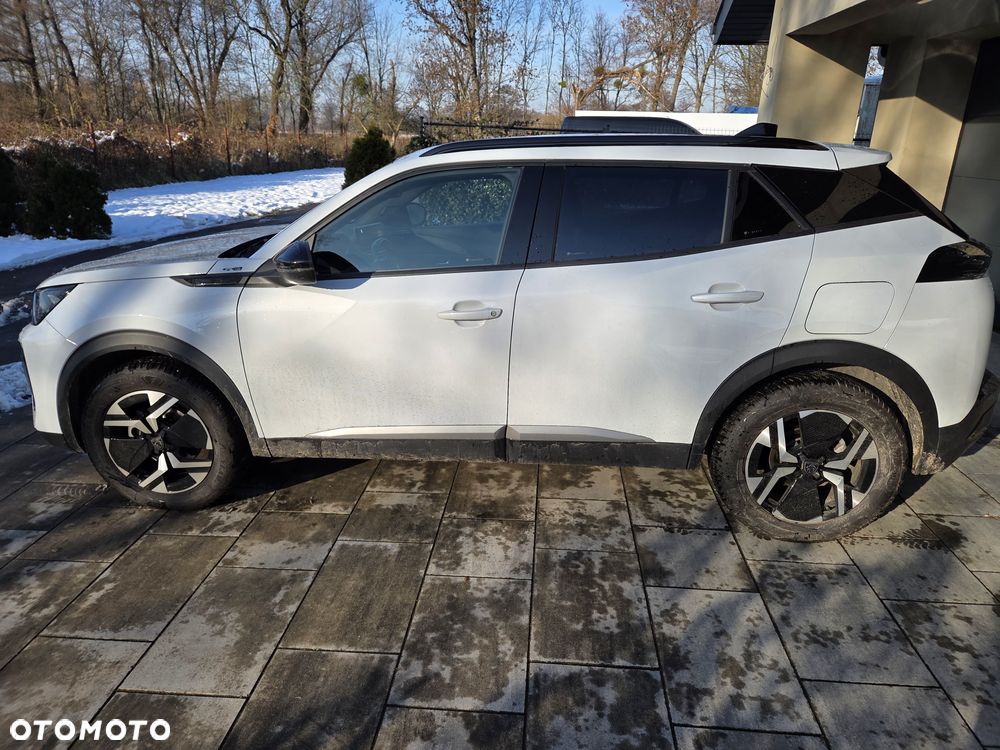 Peugeot 2008 1.2 Pure Tech GPF Allure S&S EAT6 - 24