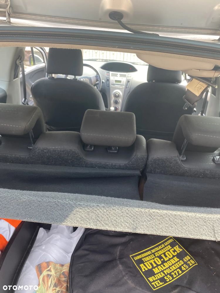 Toyota Yaris 1.0 VVT-i - 13