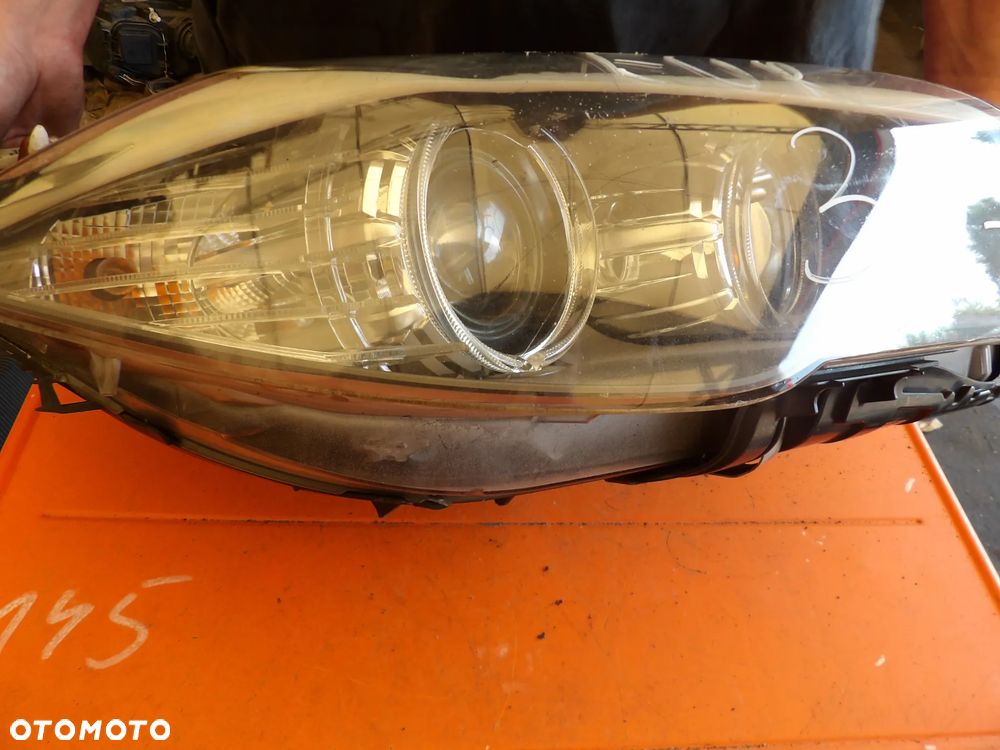 BMW - F10 - H7 - PĘKNIĘTA OBUDOWA - PRAWA LAMPA PRZEDNIA - EUROPA - 7203242 - 3