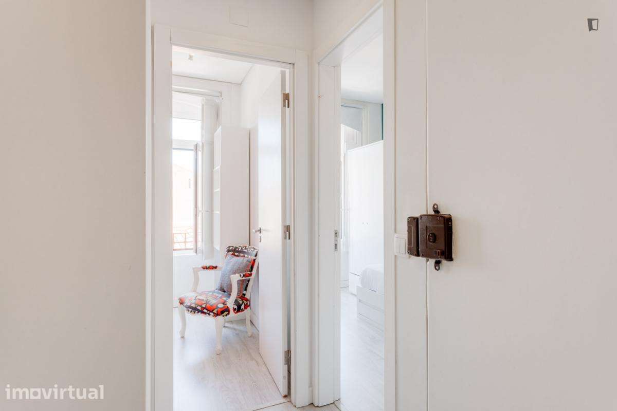 Quarto - localizado em Campolide Lisbon - Grande imagem: 5/17