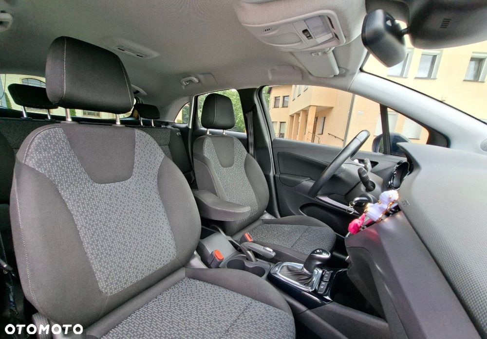 Opel Crossland X - 16